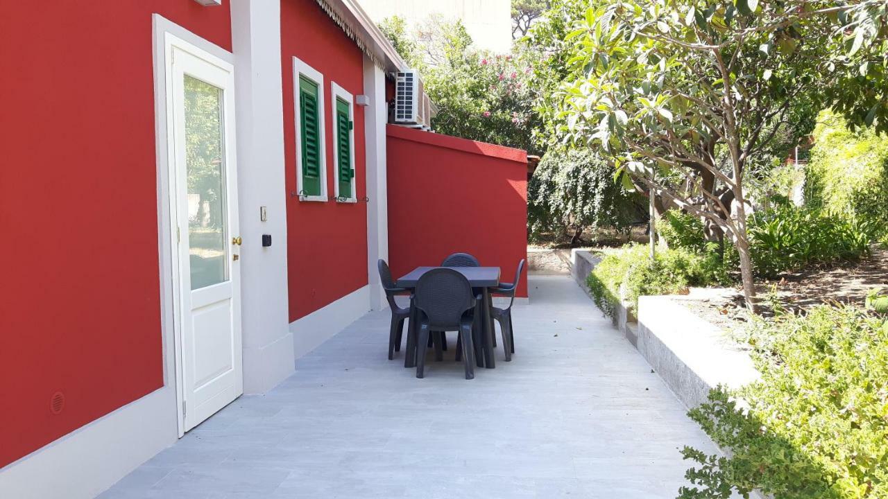 Giardino Labruto Apartment Месина Екстериор снимка