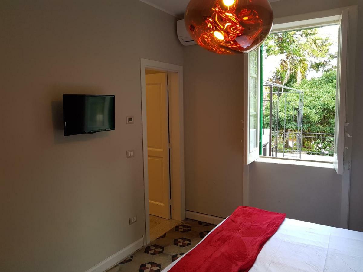 Giardino Labruto Apartment Месина Екстериор снимка